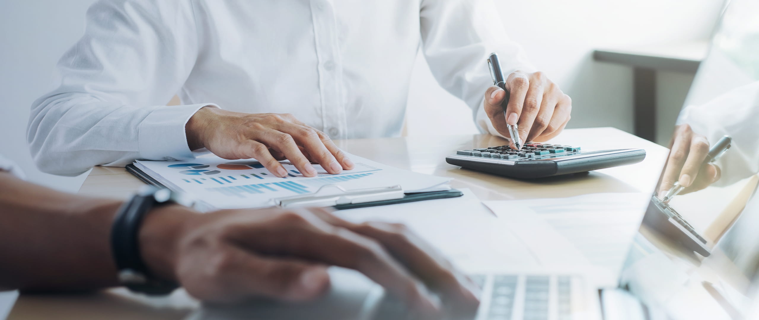 dealing-with-bereavement-product-banner-qatar-islamic-bank-qib