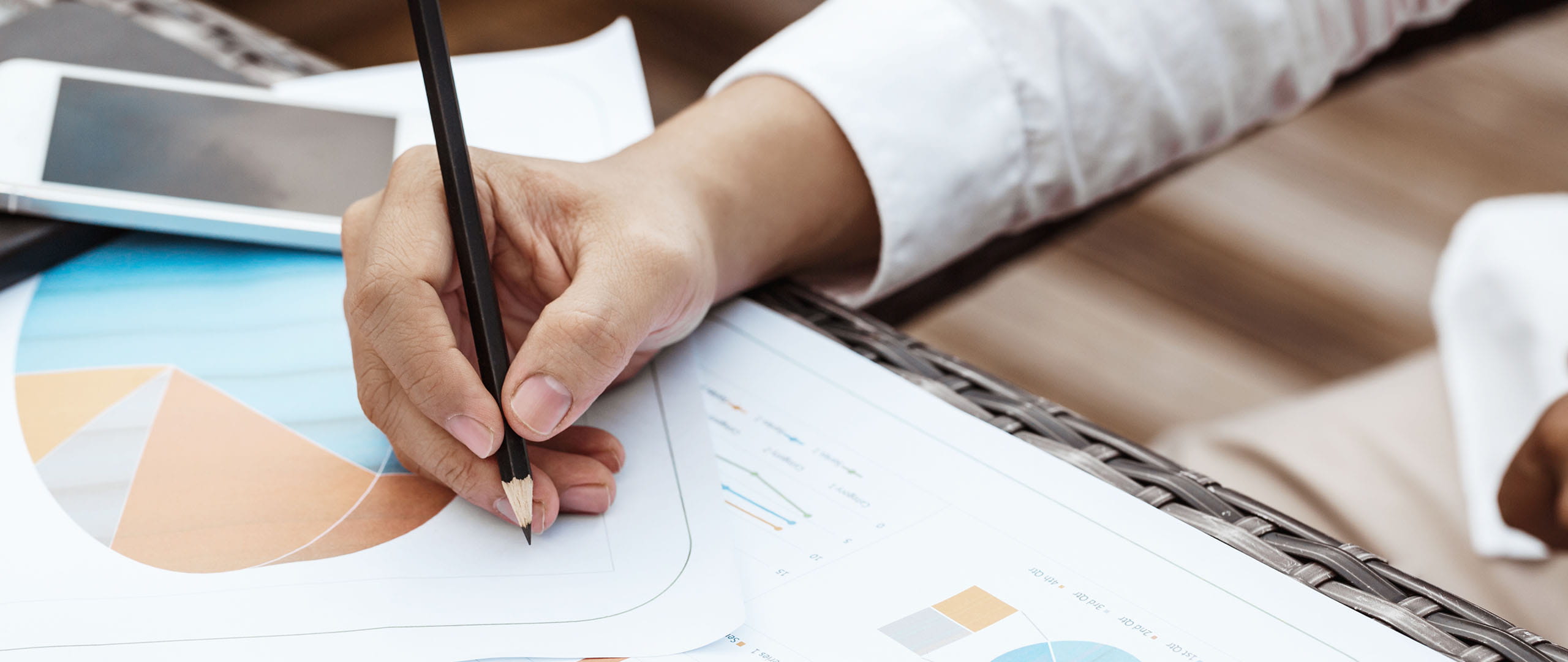 reports-product-banner-qatar-islamic-bank-qib